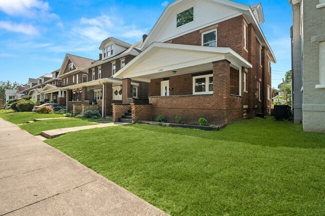 Photo - 1205 Charleston Ave Townhome