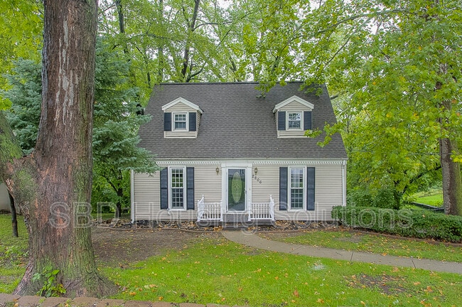 Building Photo - 2806 N Walrond Ave