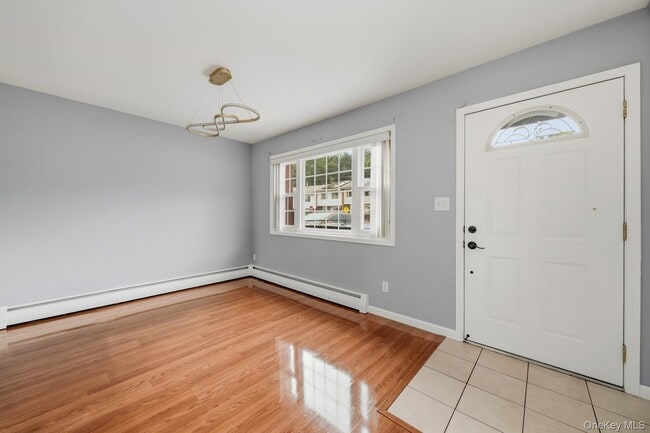 Photo - 71 Roosevelt Dr
