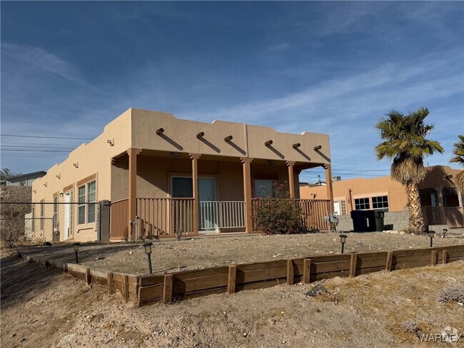 Building Photo - 1691 Sierra Vista Dr Rental