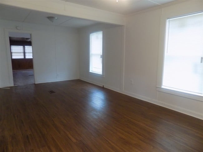 1316 Stone Rd