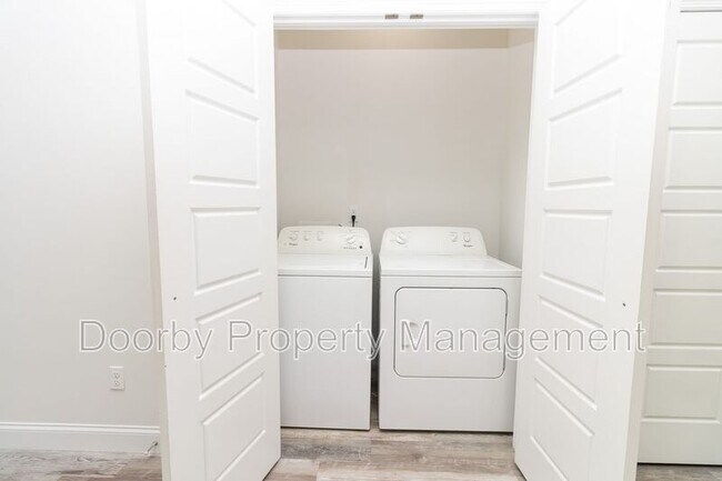 Photo - 1213 N Chamberlain Ave