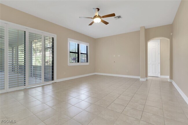 Building Photo - 12500 Fairmont Dr