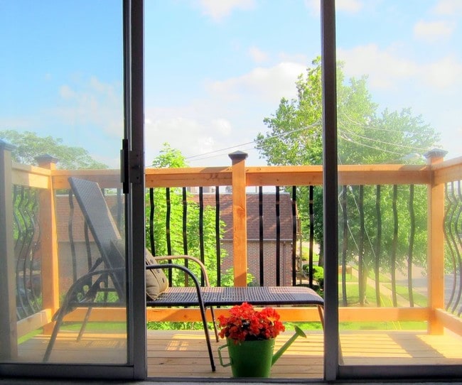 Photo - Mission Heights Apartments