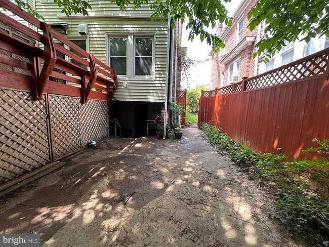 Photo - 4130 Military Rd NW
