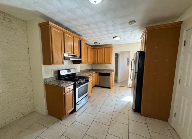 Photo - 27 Chelsea St Unit 2