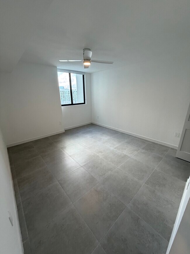 Photo - 1942 Taylor St Unit B1