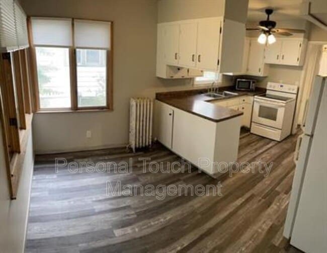Building Photo - 1026 N University Dr Rental