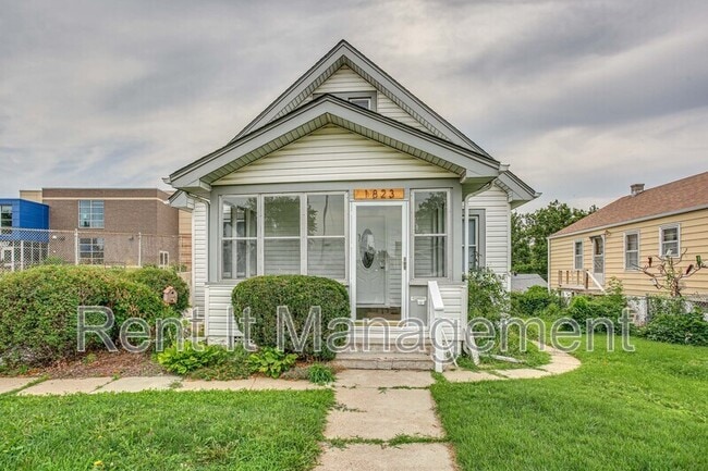 Photo - 1823 S 60th St