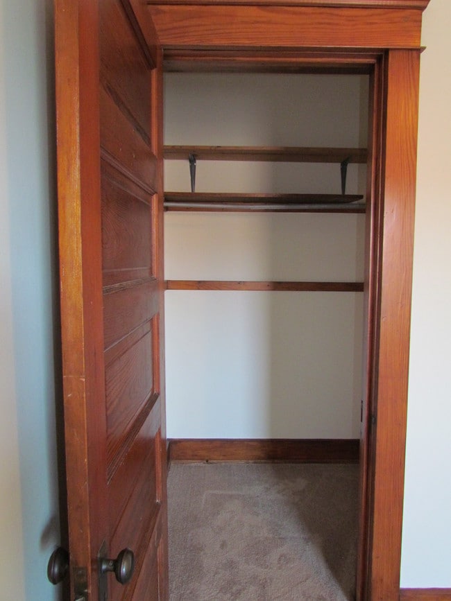 Entrance closet - 225 E Findlay St Unit Apt B