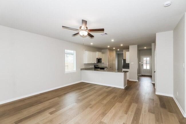 Photo - 413 San Miguel Crk Dr