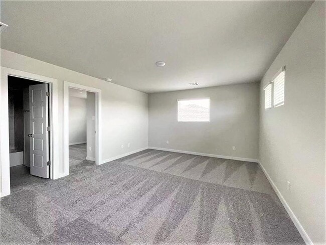 Photo - 604 Bridle Creek Dr