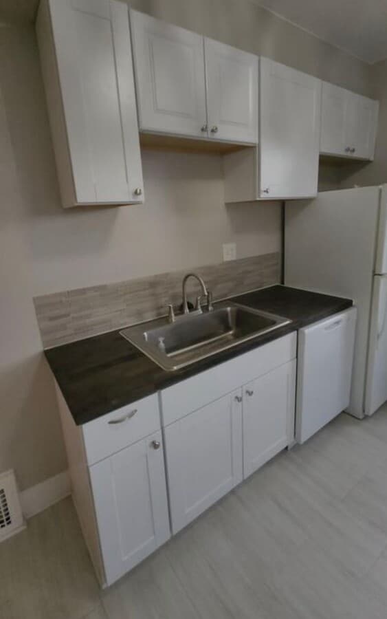 Photo - Curtis Newton Fourplex Unit 1607 Newton A