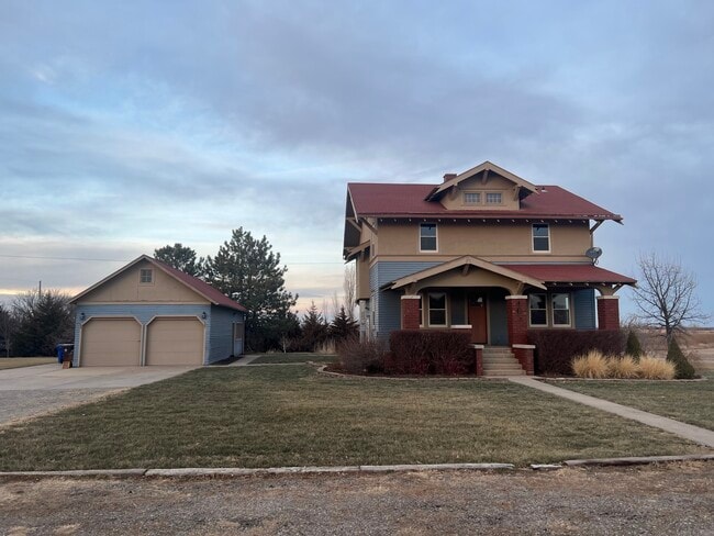 Building Photo - 405 Trenton St