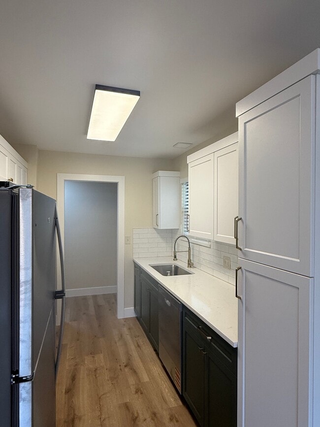 Photo - 2405 Farmstead St