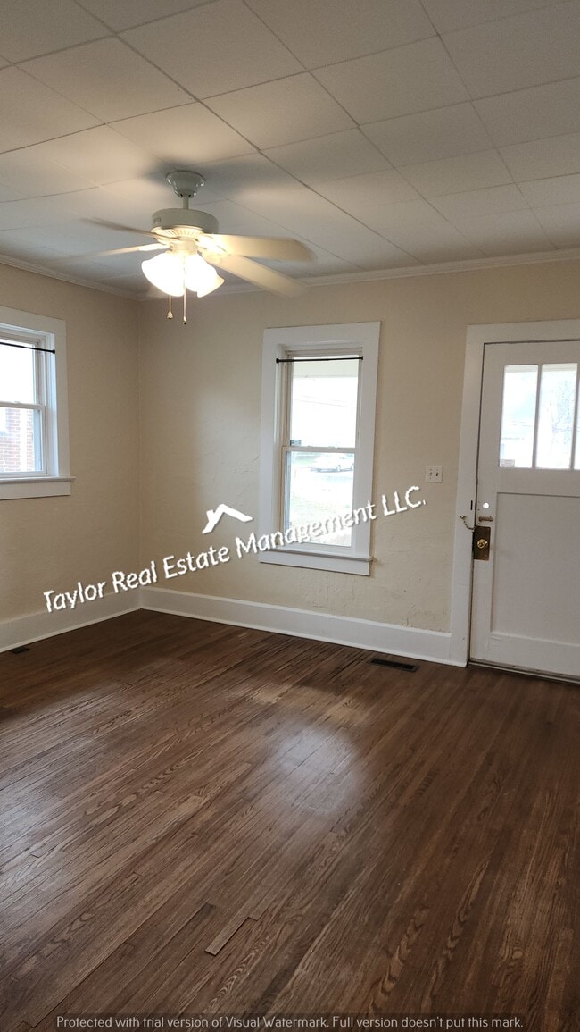 Photo - 714 Howell St