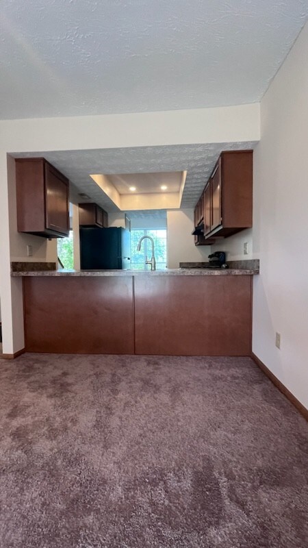 Photo - 6012 Godown Rd