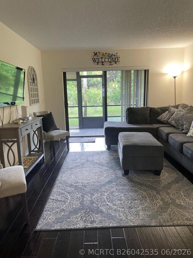 7879 Willow Spring Cir N Unit 913