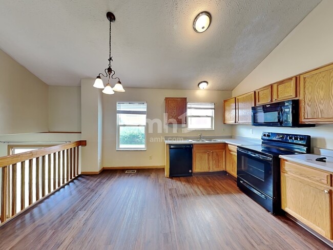 Photo - 5448 Longworth Dr