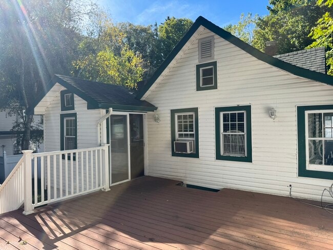 Photo - 110 N Country Rd Unit B