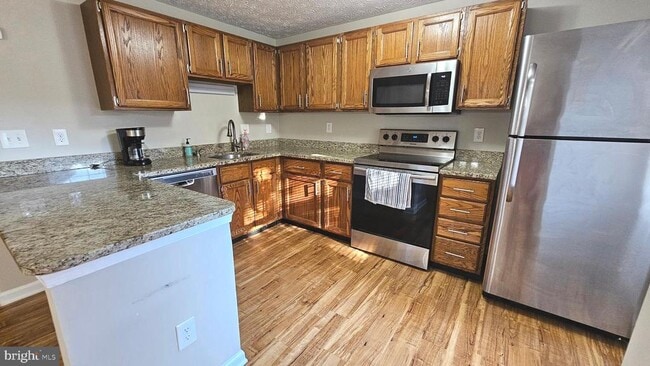 Photo - 1196 Swanhill Ct