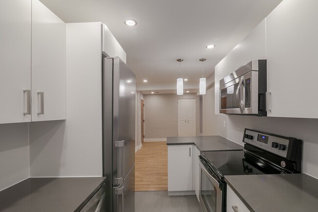 Photo - 3421 Rue Drummond Unit 25