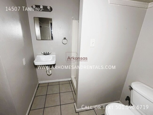 Photo - 14507 Tanning-