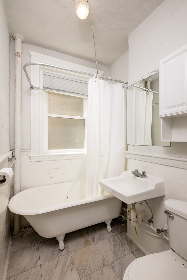 Photo - 51 Worthington Pl Unit 5