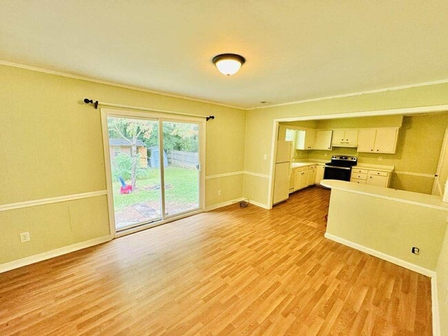 Photo - 4824 Farm Pond Ln