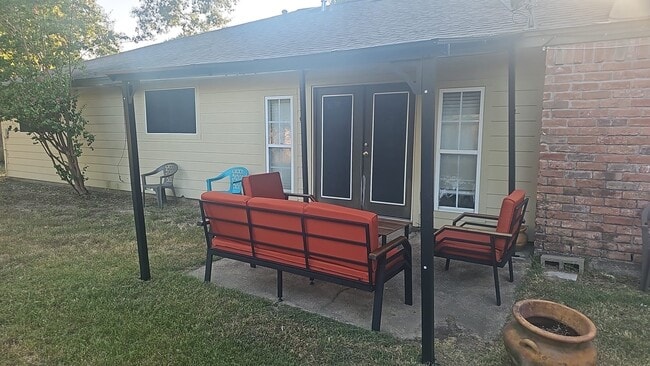Photo - 14102 Sylvia Dr