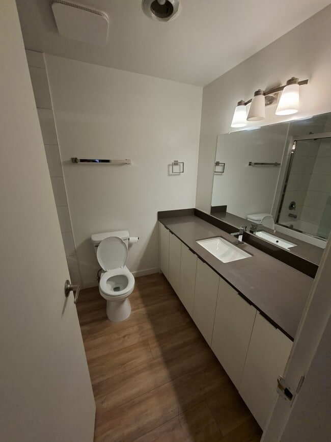 Photo - 1320 King Albert Ave