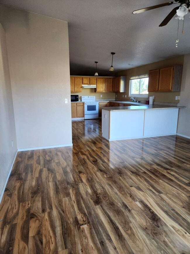 Photo - Charming Highland Ranch home 3bed/2ba/2 ca...