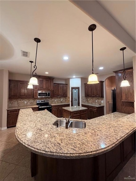 Photo - 1501 Granada Cir