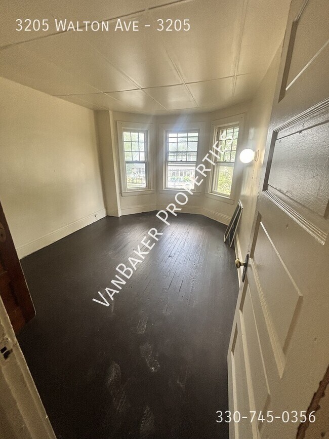 Photo - 3205 Walton Ave Unit 3205
