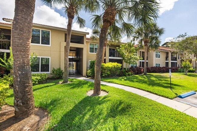 Photo - 4045 Crockers Lake Blvd Unit 11