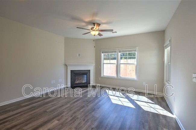 Photo - 2 Sabine Leaf Ct