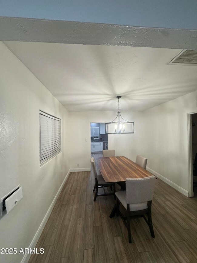 Photo - 926 W Moreland St