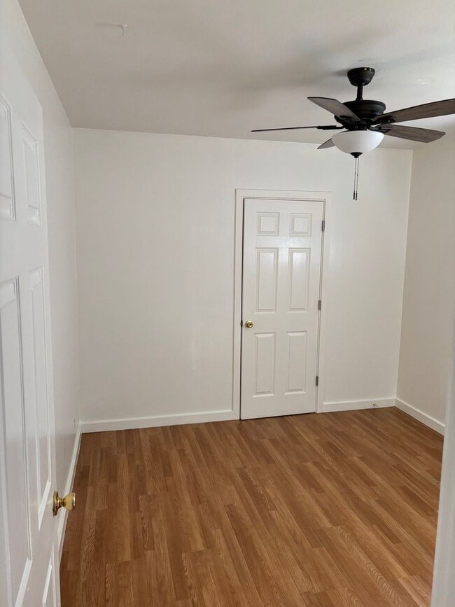 Photo - AN Liberty #A Unidad Hauder 2102 Liberty #B