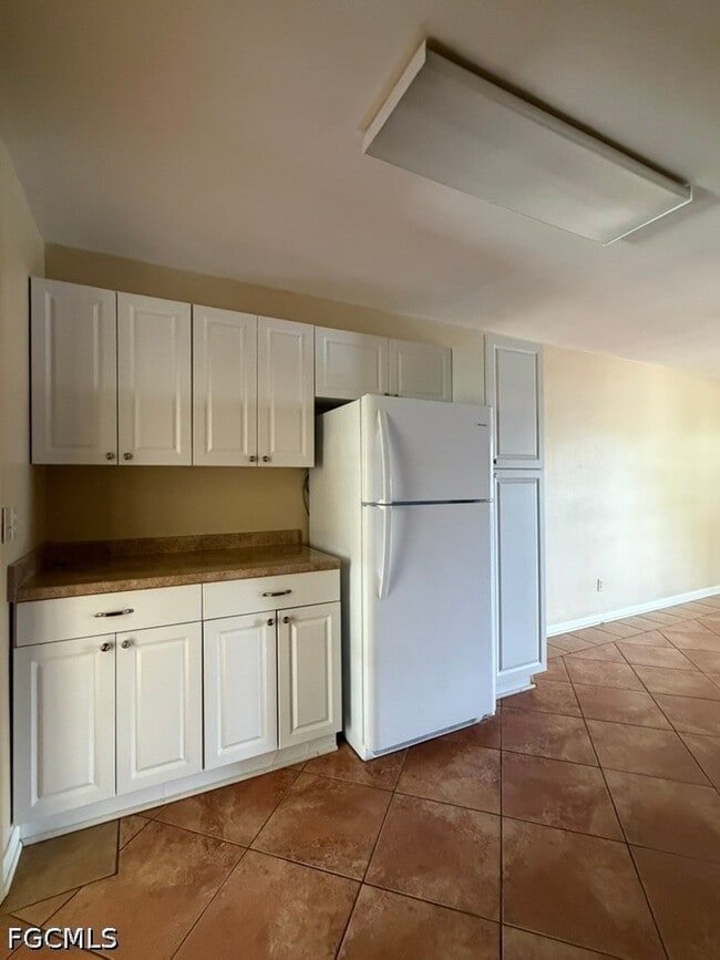 Photo - 4924 Vincennes St