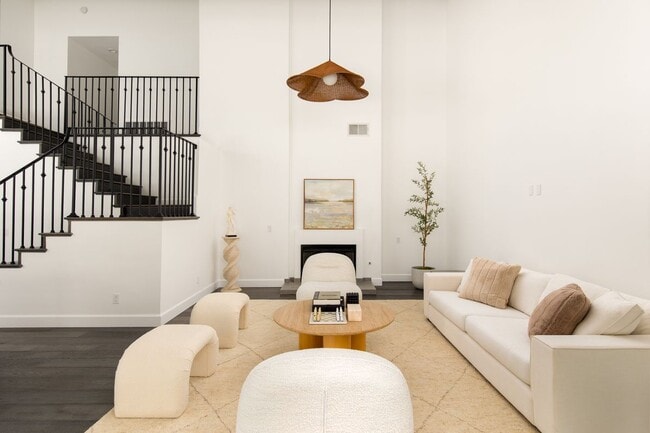 Building Photo - 23296 Park Ensenada