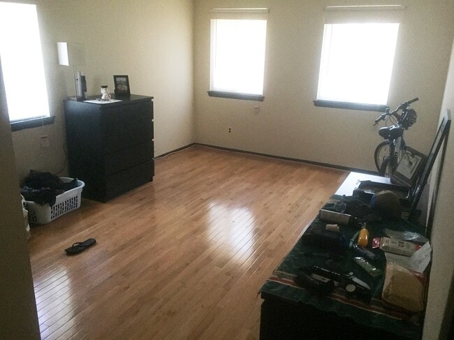Photo - 2302 Perot St Unit 3