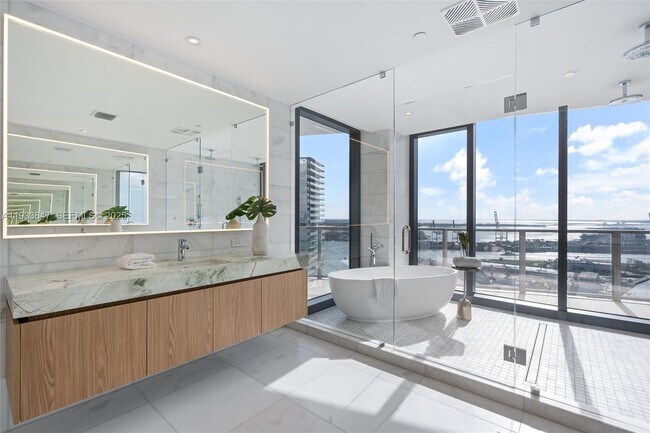 Photo - 500 Alton Rd Unidad 3201