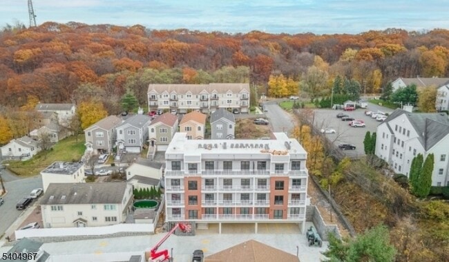 318 Dixon Ave Unit 503