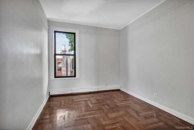 Photo - 107 N Forest Ave Unit 2R