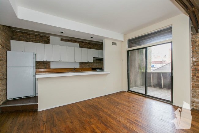 Photo - 3001 N Broadway St Unit 2F