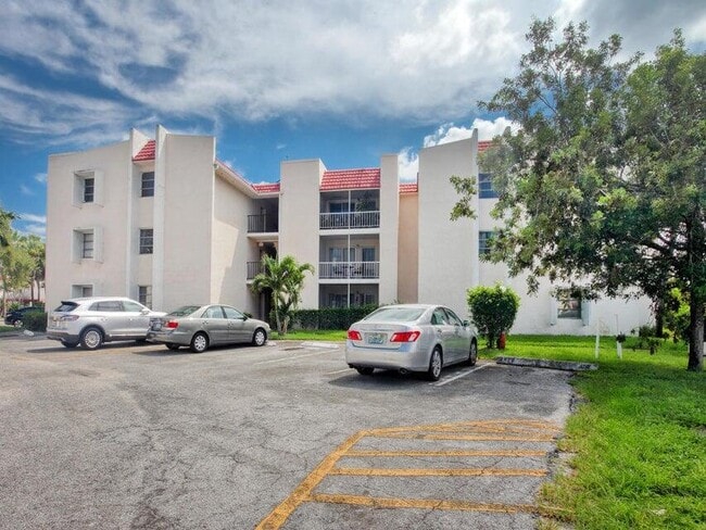 Building Photo - 602 NW 13th St Unit 18 Rental