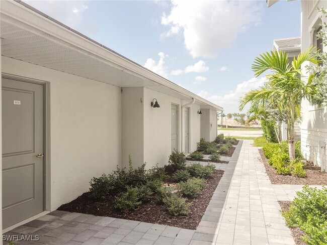 Building Photo - 5467 Double Eagle Cir Unit 3213 Rental