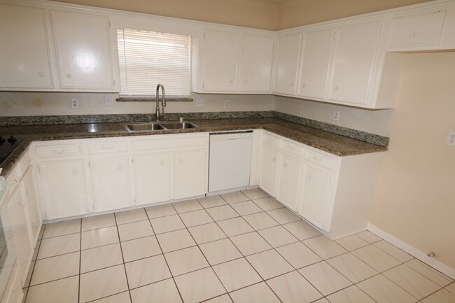 Photo - 13318 Rain Lily Ln