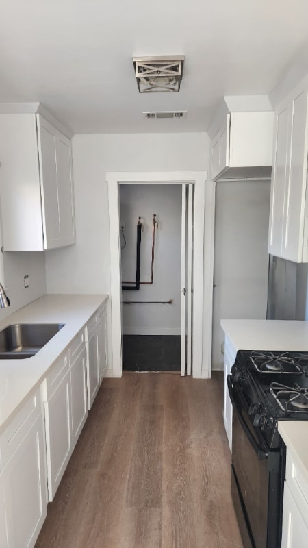 Photo - 1057 W 102nd St Unidad N/A