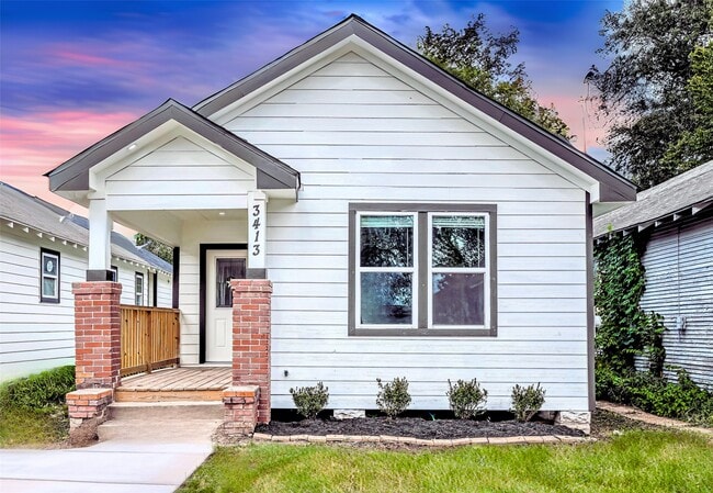 Building Photo - 3413 Simmons St